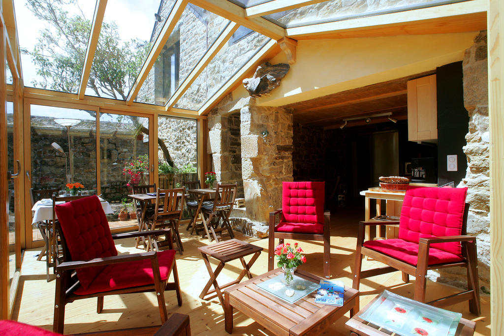 Le Magasin A Sel Bed & Breakfast Crozon Exterior photo